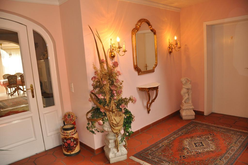 Gaestehaus Ullmannshof Kirchheim am Neckar المظهر الخارجي الصورة