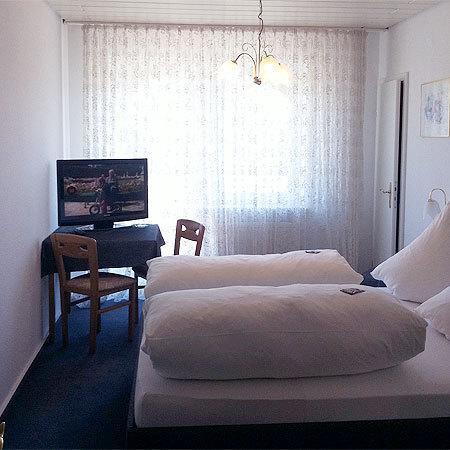 Gaestehaus Ullmannshof Kirchheim am Neckar الغرفة الصورة